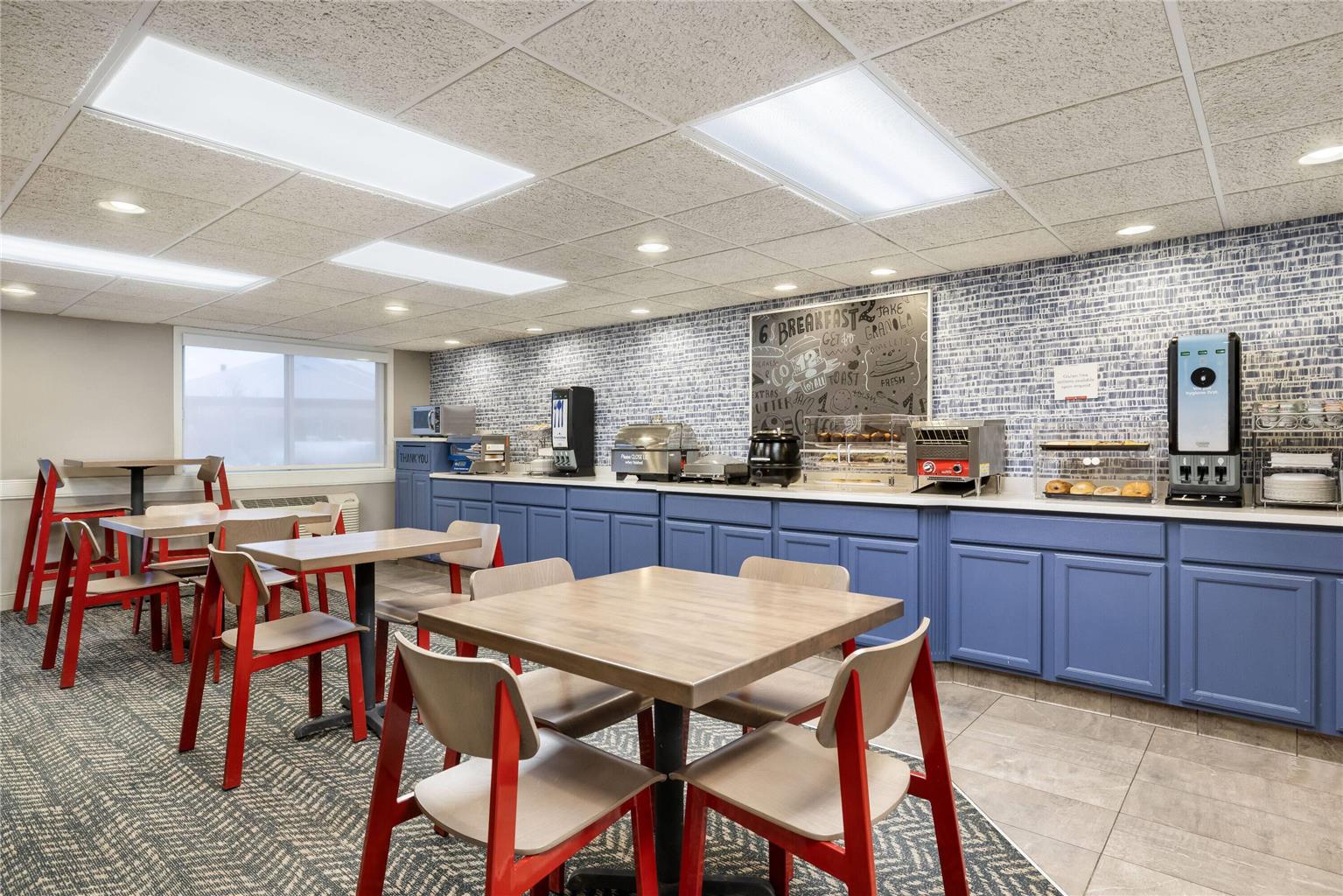 AmericInn by Wyndham Valley City Conference Center - photo 8