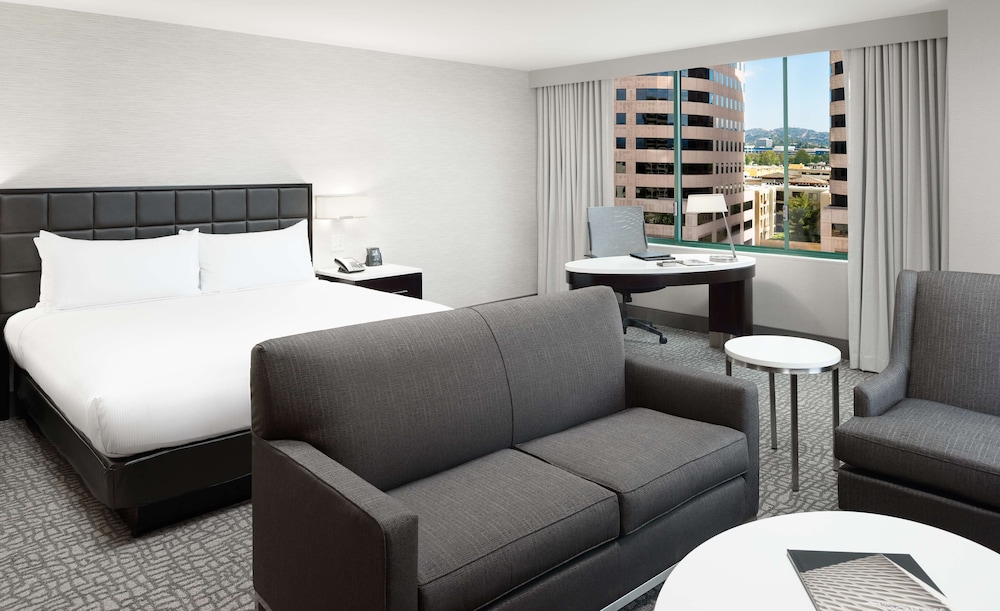 Hilton Woodland Hills Los Angeles - photo 15