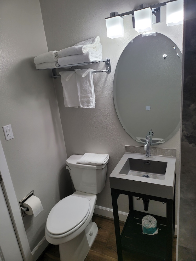 Bridge Street Inn - photo 39