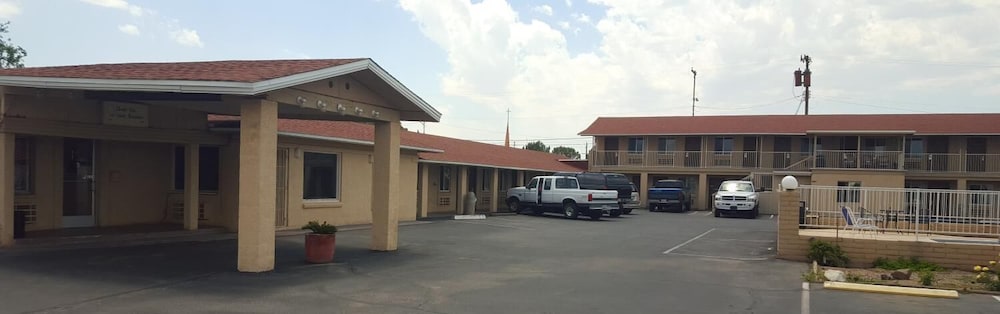 Economy Inn Safford - photo 18