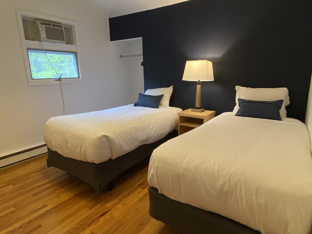 Catskill Seasons Inn - photo 40