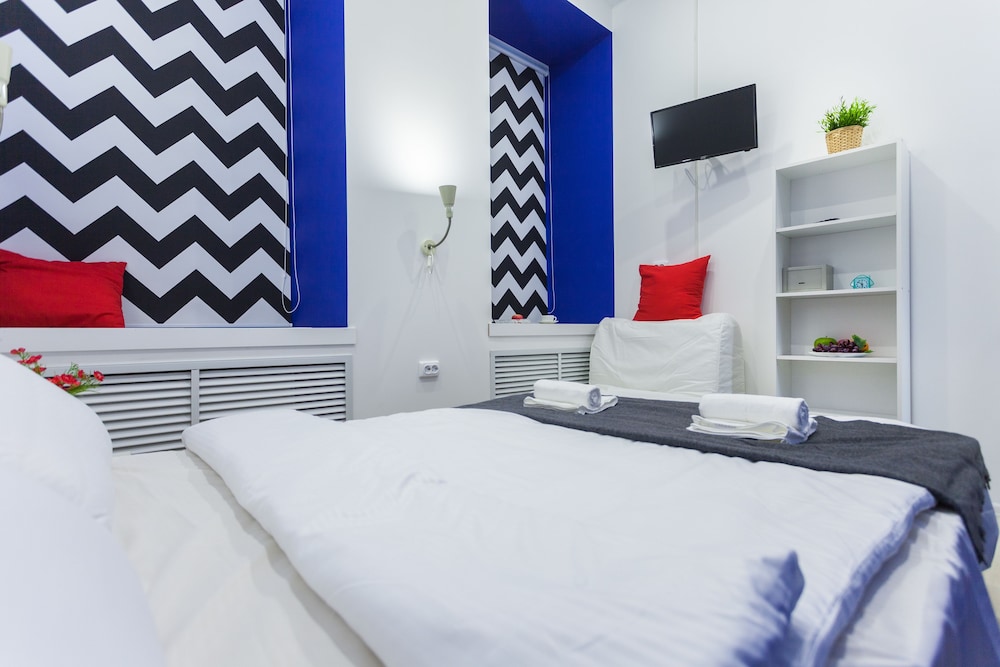 Slon V Lavke in Shaturtorf, Russia