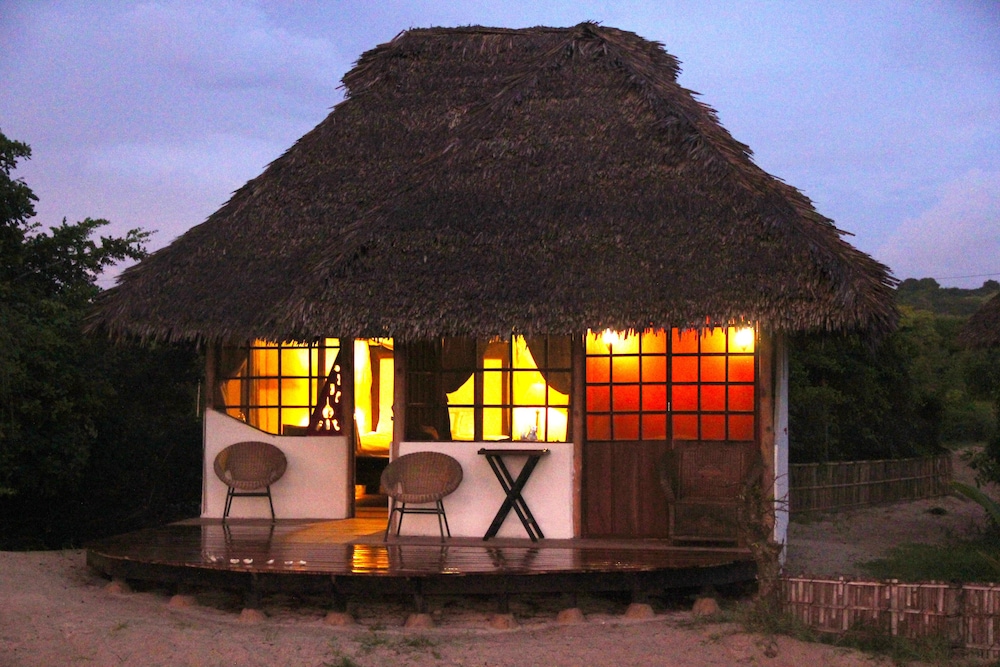 Nzuwa Lodge 6825506 — Pemba