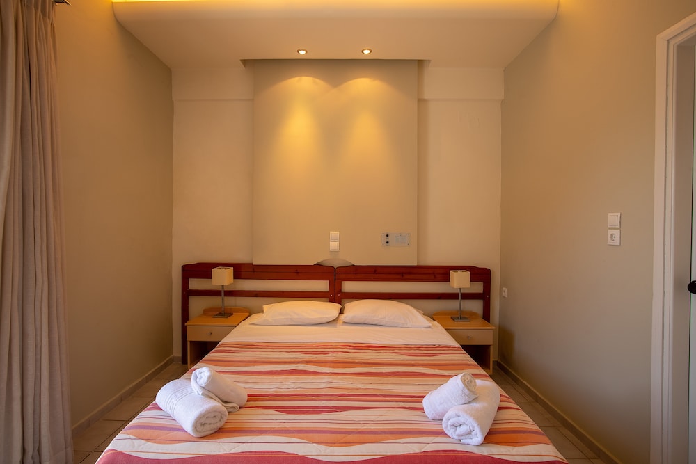 Polyrizos Hotel — Agios Vasileios — photo 4