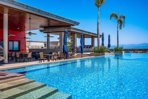 D'Toscana Residencial # 305 — 4-Star Luxury Hotel in Nuevo Vallarta, Mexico