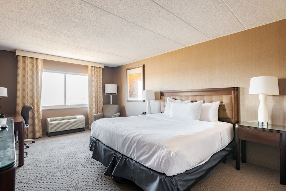 Wyndham Omaha West Dodge - photo 9