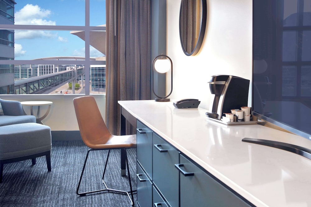 Hilton Omaha - photo 9