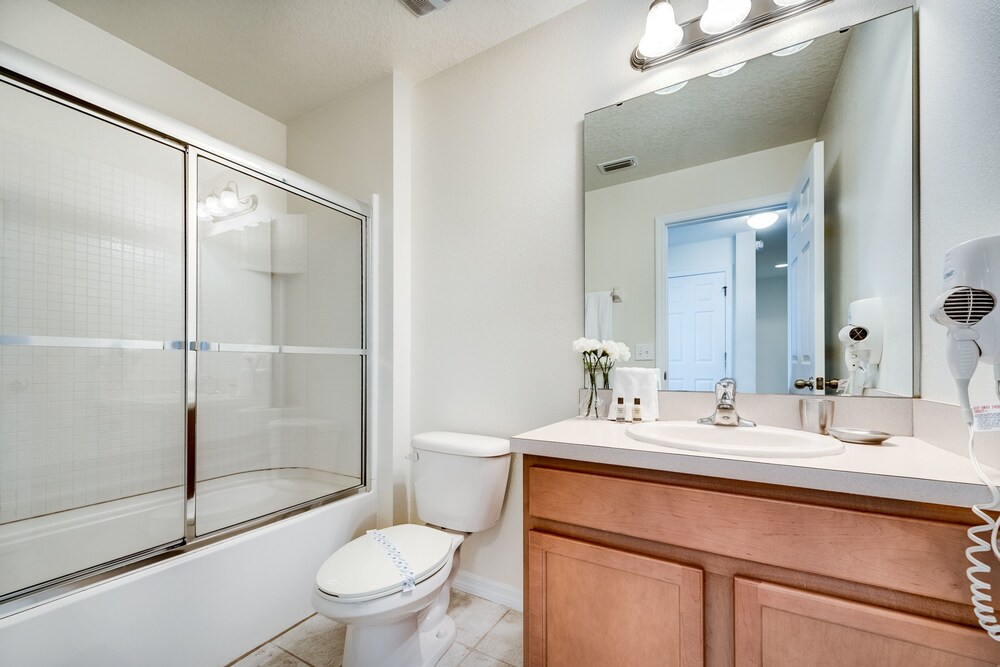 4 bedroom villa at Bella Vida Resort - photo 19