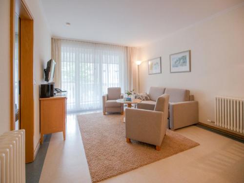 Dünenpark Binz Komfort Ferienwohnung mit 2 Schlafzimmern und Balkon im Obergeschoss 194 — 4-Star Luxury Hotel in Ostseebad Binz, Germany