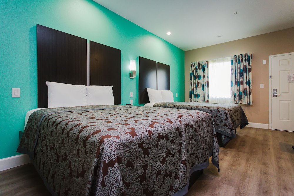 Palace Inn and Suites Willowbrook Mall - photo 10