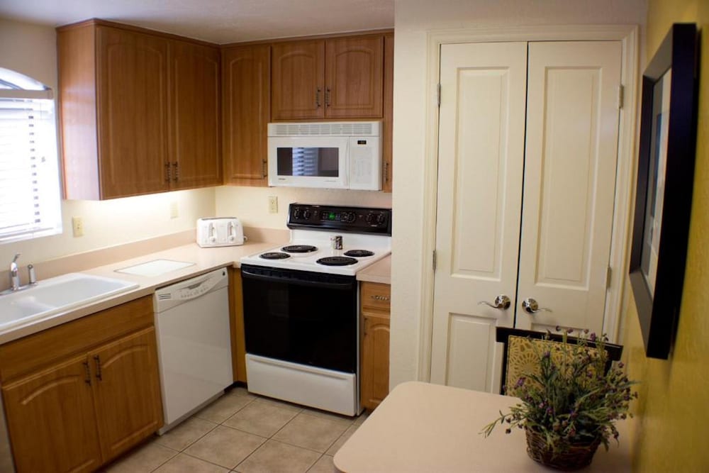Scottsdale Camelback Resort VRHost - photo 13