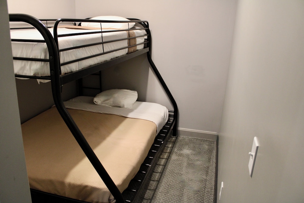 Carlton Lodge Adrian - photo 4