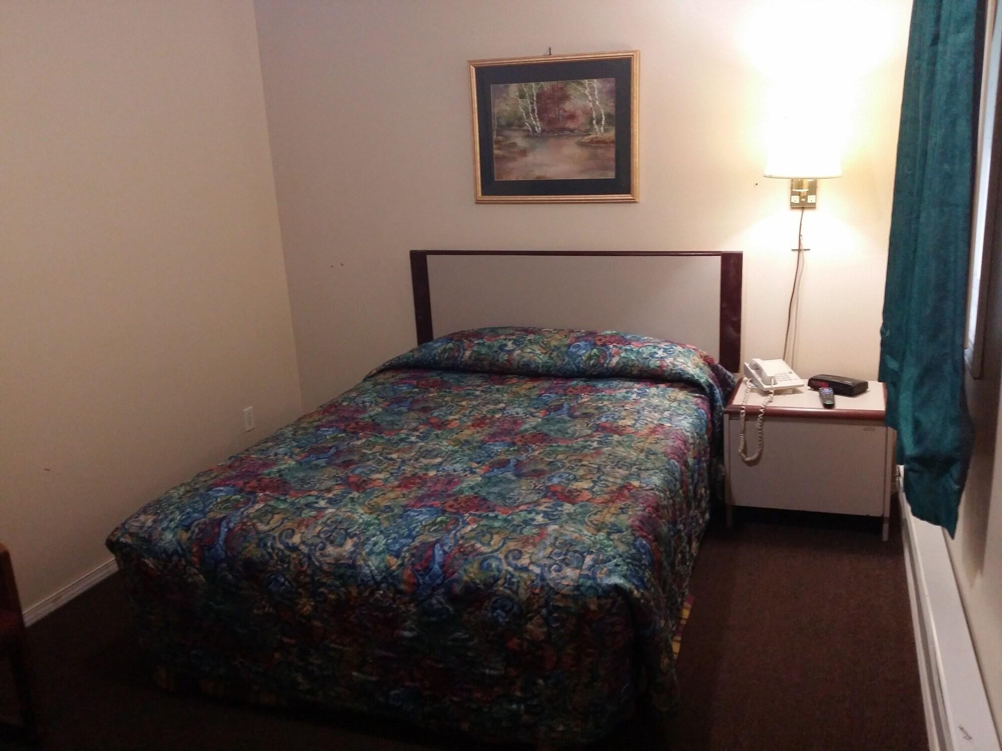 Rosemount Motel - photo 22