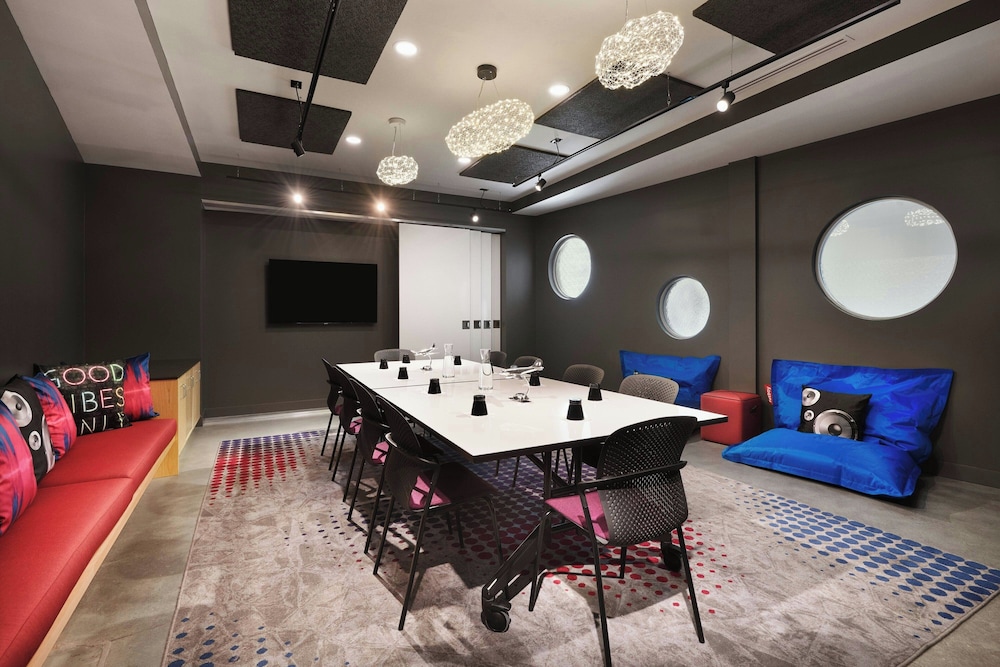 Aloft Atlanta Perimeter Center - photo 14
