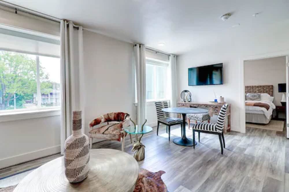 Bishop Arts Hotel by Qresorts. - photo 81