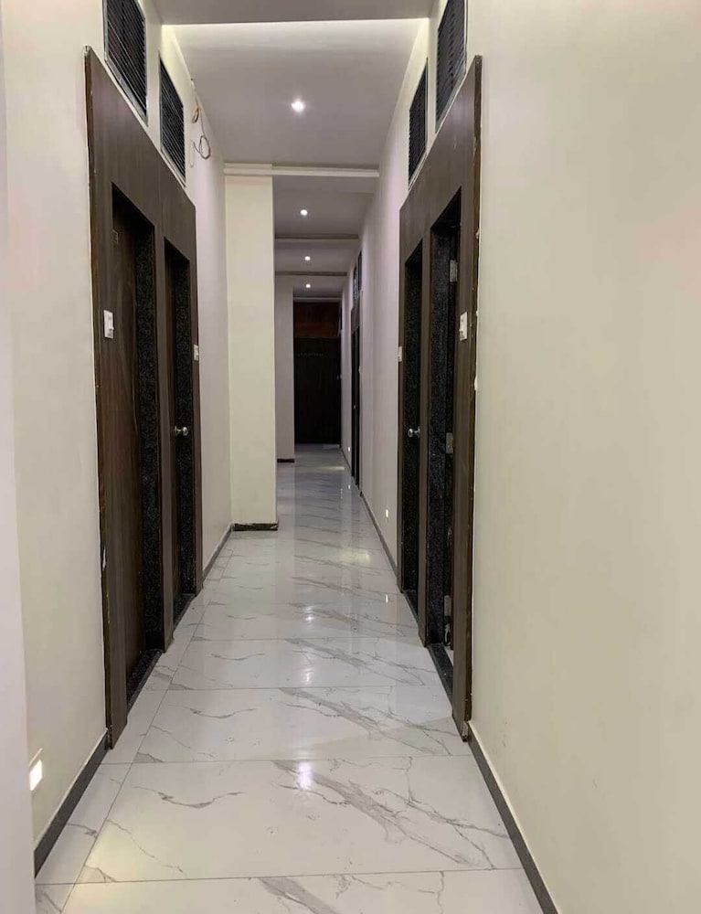 Hotel Hill view - last minute hotel in Mumbai