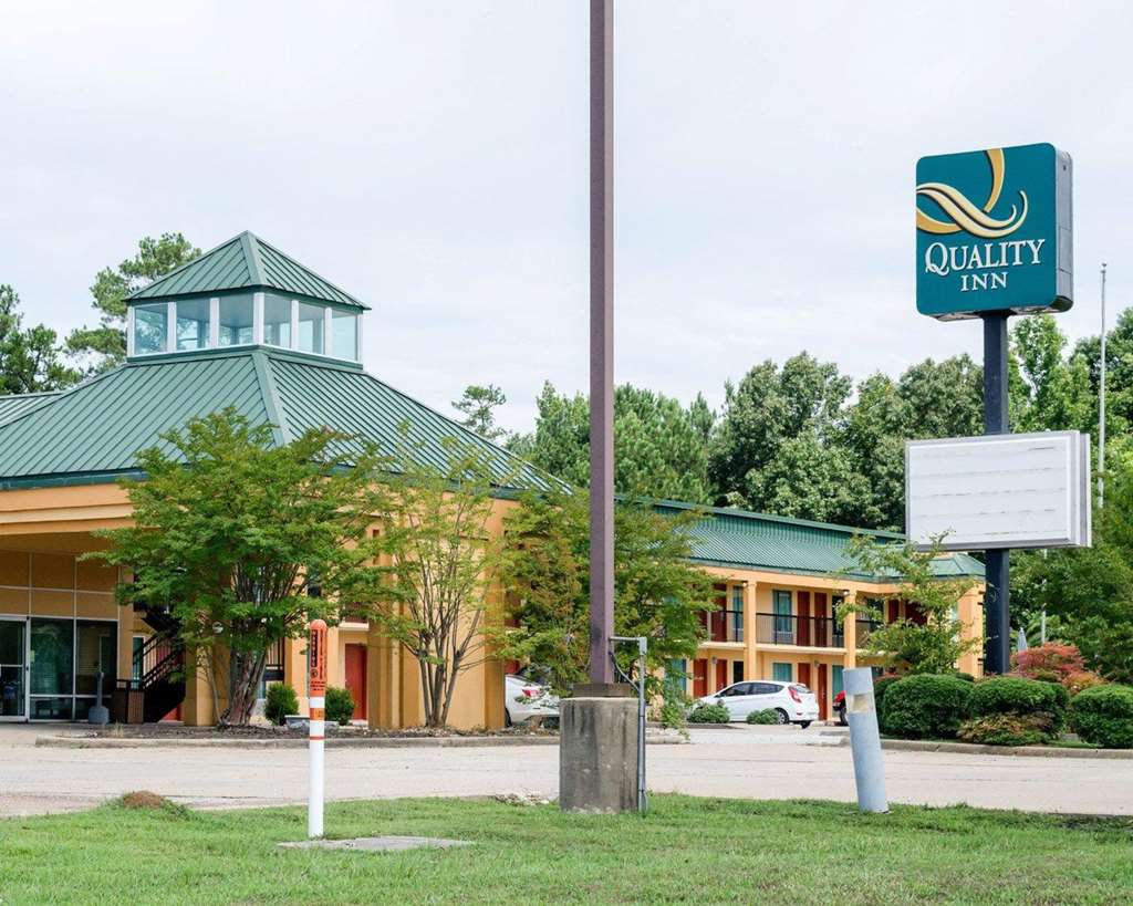 Quality Inn Louisville Ms — Louisville
