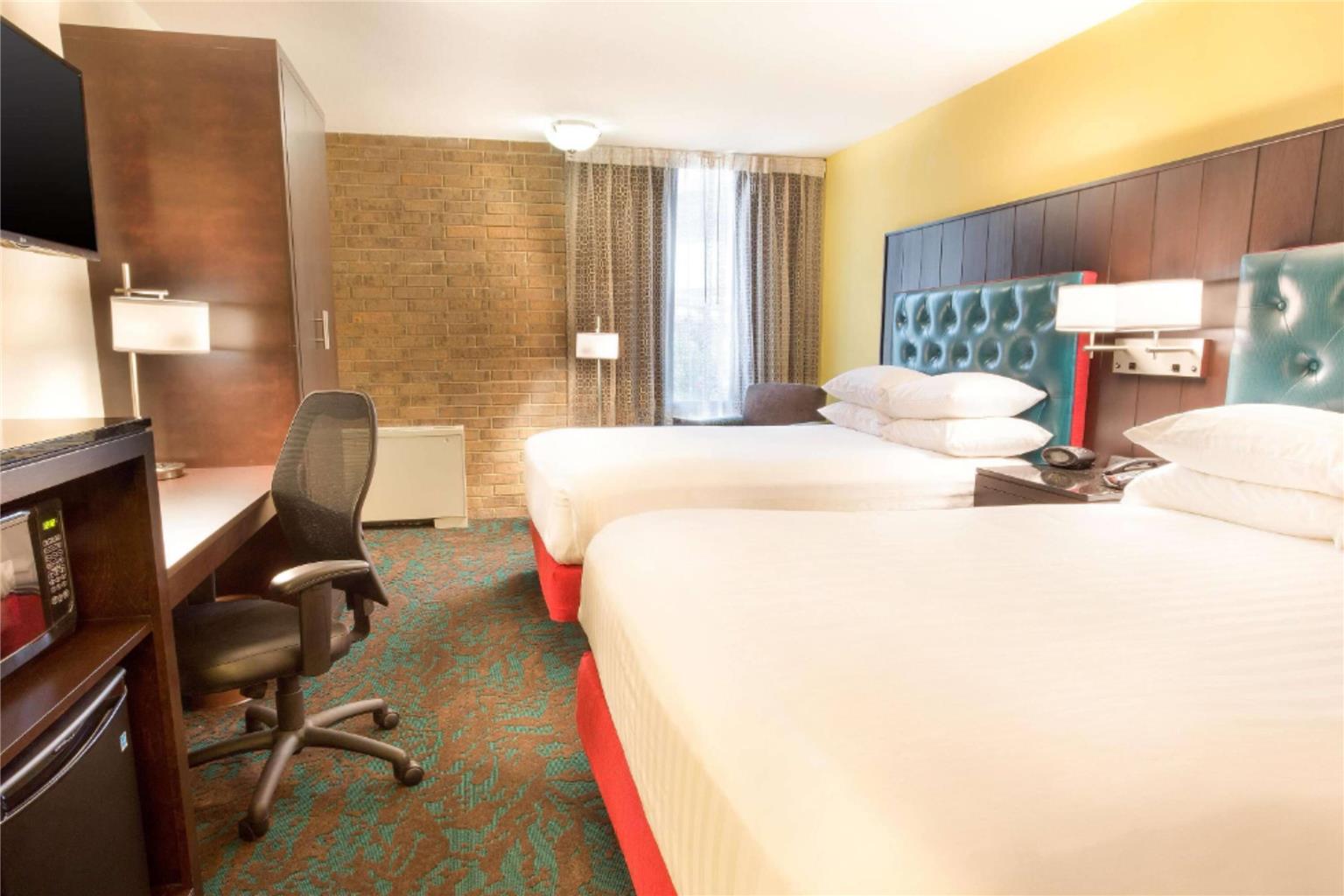 Heritage Inn & Suites San Antonio Airport Trademark Wyndham - photo 12
