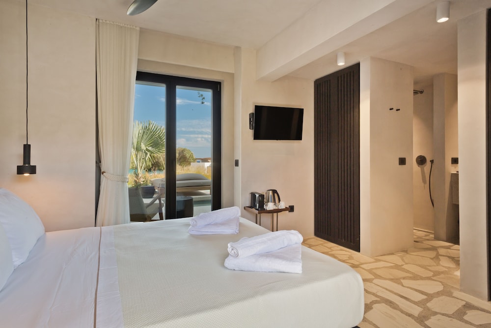 Almi Luxury Rooms — Karpathos — photo 4
