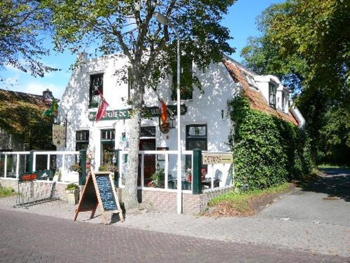 Hotel Eethuis De Koegelwieck — hotel in Hoorn