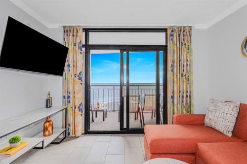 Make Memories Ravishing Angled Oceanfront Suite OR 916 — 4-Star Luxury Hotel in Myrtle Beach, United States