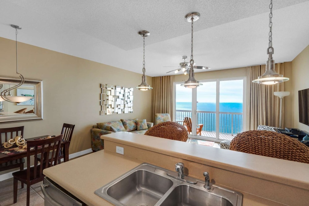 Seychelles 1603 - last minute hotel in Panama City Beach