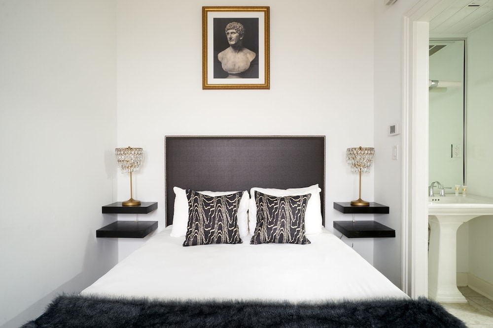 St. Helene Hotel - photo 19