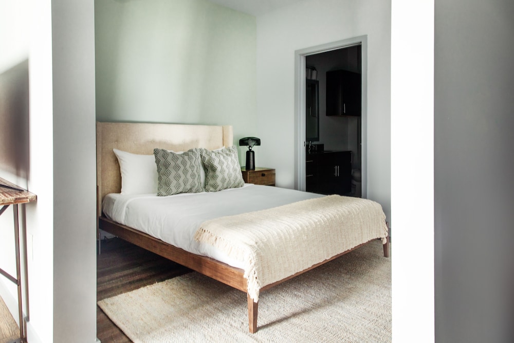 Placemakr Music Row - photo 4