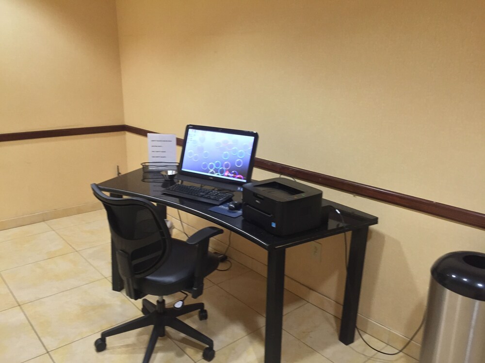 Best Western Charleston - photo 23
