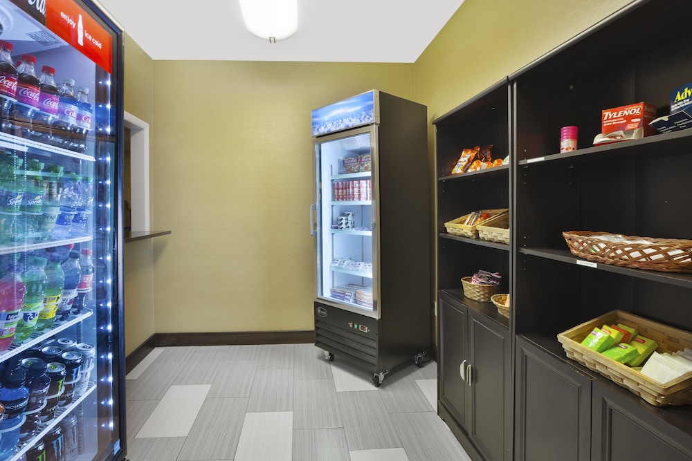 Holiday Inn Express Circleville by IHG - photo 14