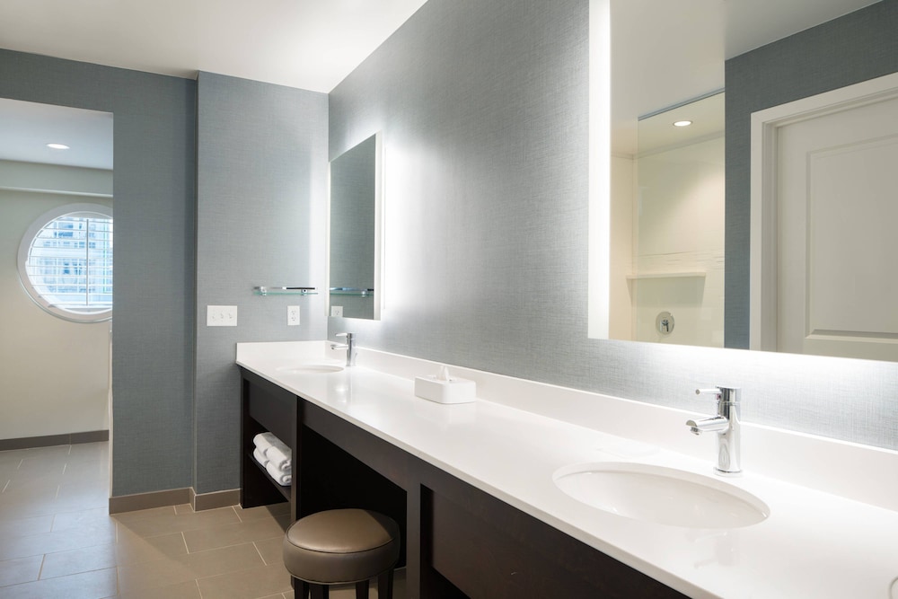 Residence Inn Chicago Downtown Loop - photo 33