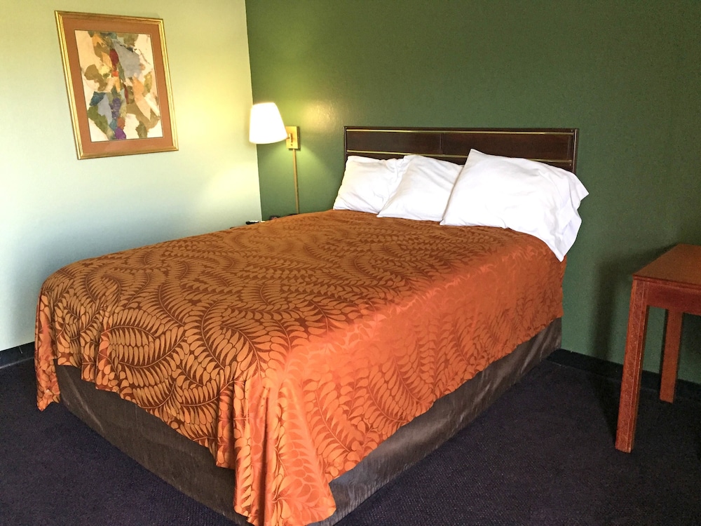 Americas Best Value Inn Manchester TN - photo 8