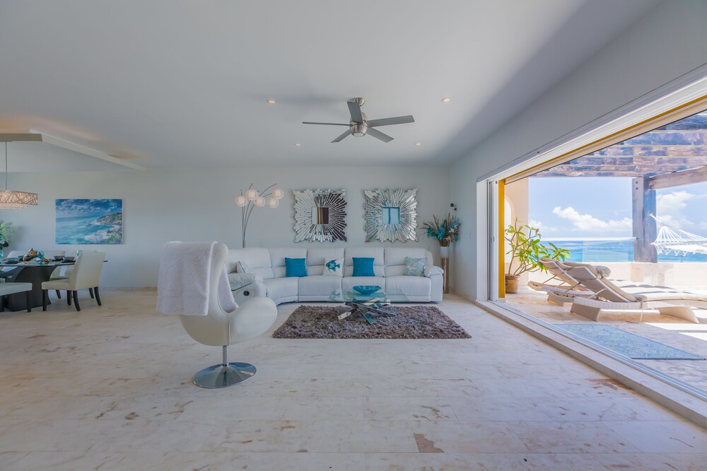 Isla 33 4 Bedroom PH #1304 — 4-Star Luxury Hotel in Isla Mujeres, Mexico