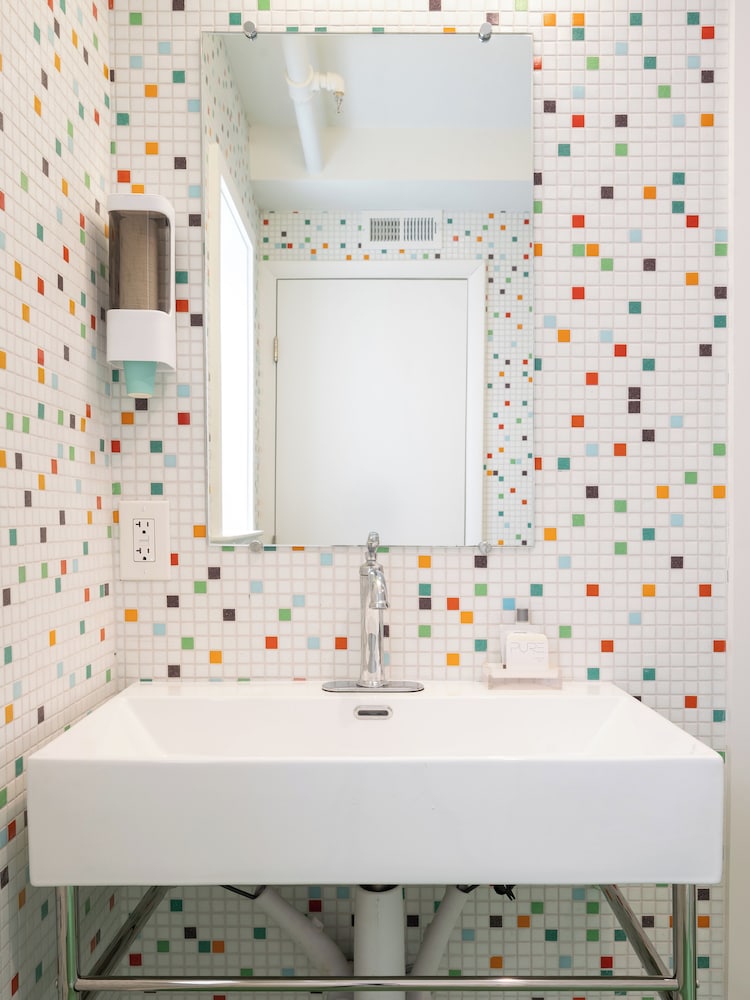 Little Mod Hotel - photo 24
