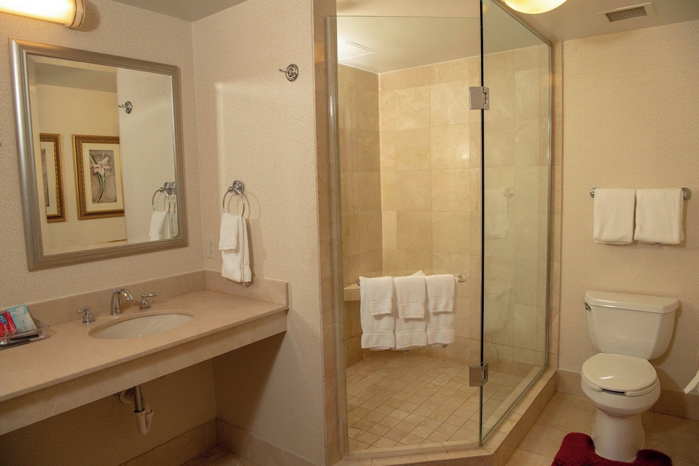 Courtyard by Marriott Erie - photo 21