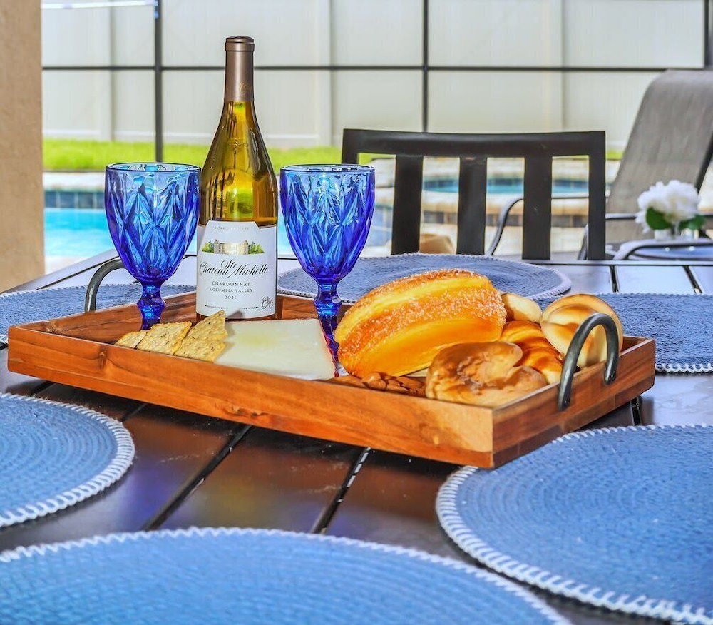 Chic Resort Villa: Themed Rooms Pool & Game Room - photo 78