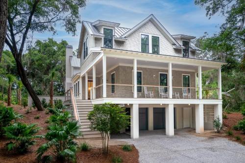 2680 Gnarled Pine in Seabrook Island, United States