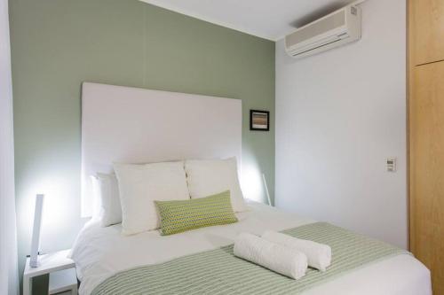 Fabulous 1 Bedroom De Waterkant Apt with WiFi and Parking