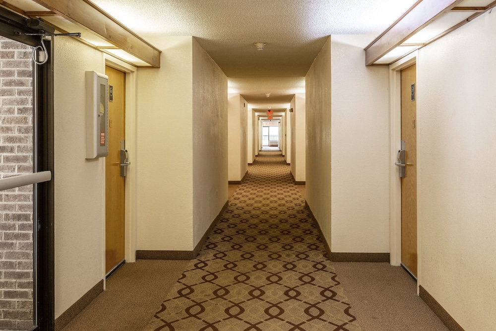 Red Roof Inn Hardeeville - photo 31