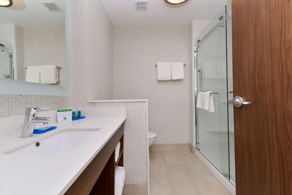 Holiday Inn Express & Suites Ogallala by IHG - photo 8