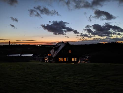 Anglesey Outdoors — 4-Star Luxury Hotel in Holyhead, United Kingdom