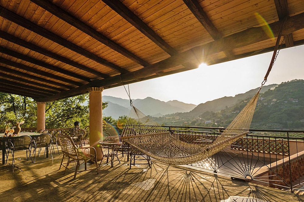 Holiday Home in Sicily with Pool & Views — 4-Star Luxury Hotel in Gaggi, Italy