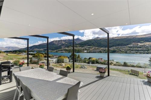 Red Deer Rise in Queenstown, New Zealand