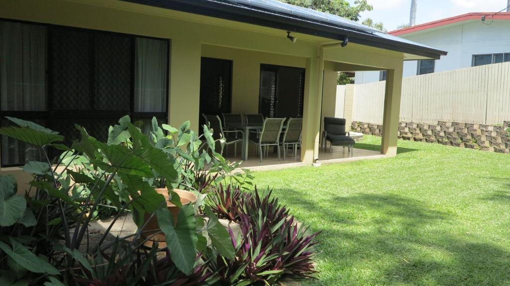 Arcadia Villa 3 — 4-Star Luxury Hotel in Arcadia, Australia