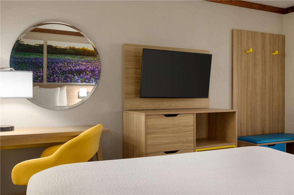 Days Inn by Wyndham Suites Fredericksburg - photo 20