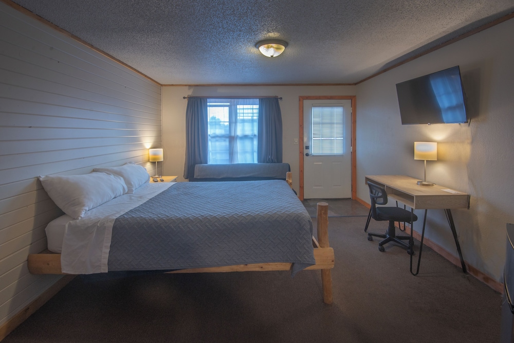 Rustic Inn - photo 10