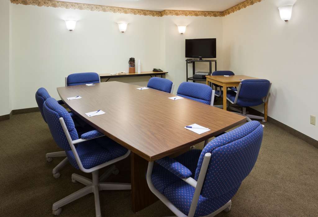 Crossings By Grandstay Inn And Suites - photo 12