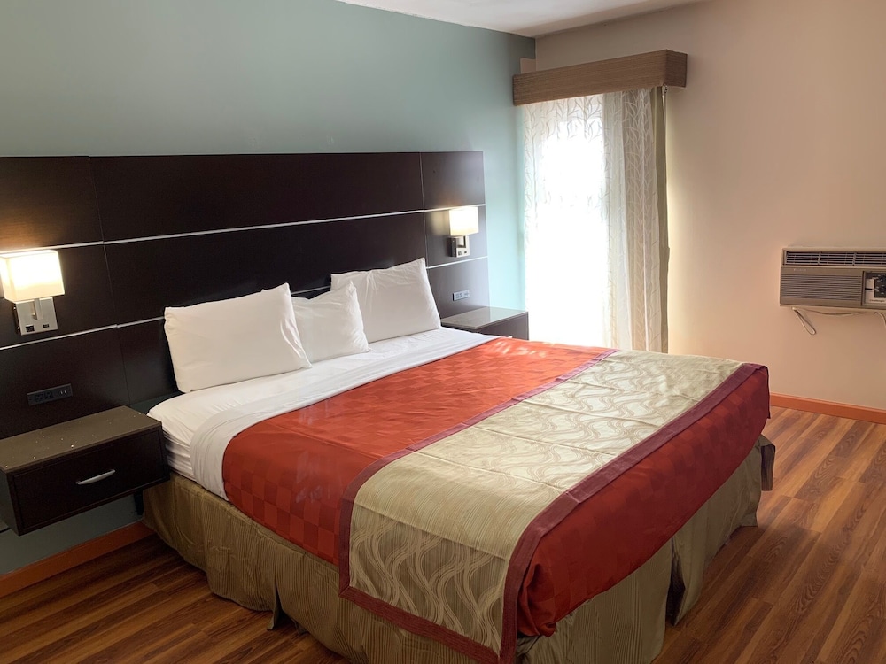Olive Tree Inn & Suites by Howard Johnson WYNDHAM - photo 11