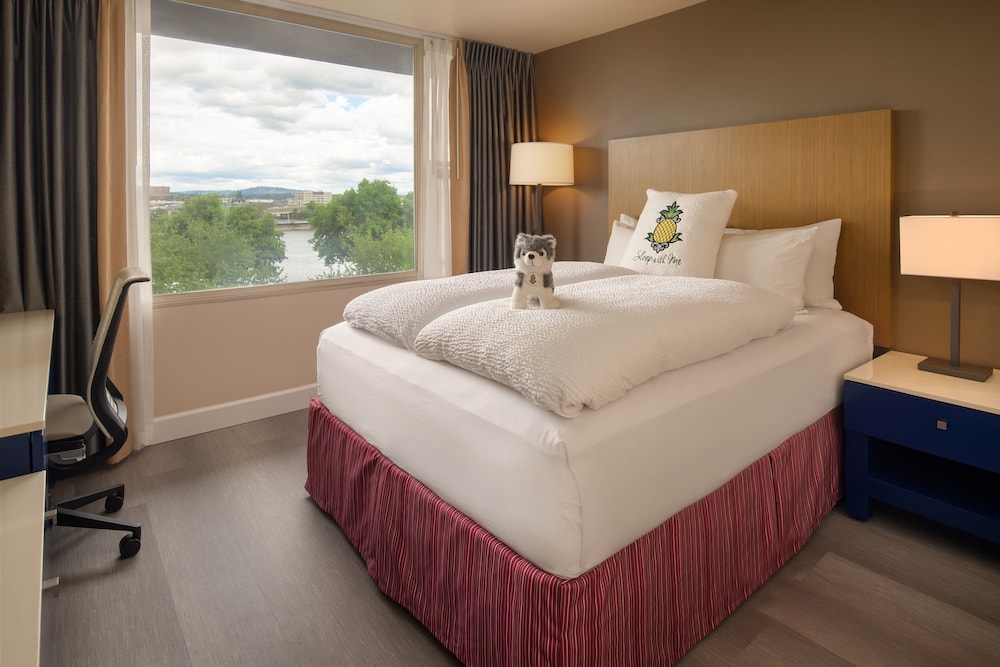 Staypineapple Hotel Rose Downtown Portland - photo 14
