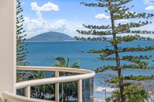 Zanzibar 505 — Mooloolaba — photo 2